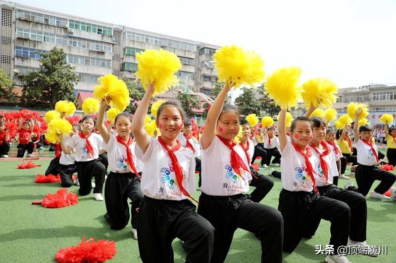 潢川县小学最新领导概览